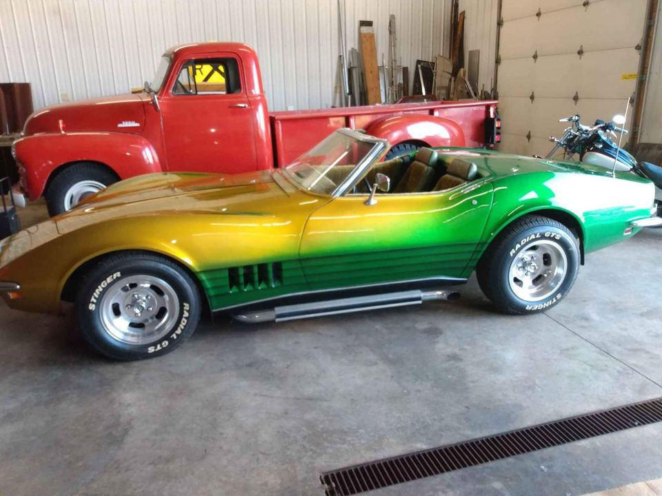 Corvettes for Sale: 1969 Corvette Convertible Offers Psychedelic Vibes
