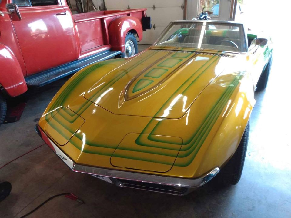 Corvettes for Sale: 1969 Corvette Convertible Offers Psychedelic Vibes