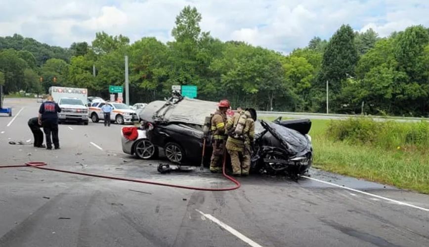 [ACCIDENT] Corvette Driver Escapes Bizarre 'One-in-a-Million' Crash with BMW
