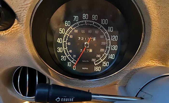 Corvettes for Sale: 32K-Mile 1977 Corvette on Craigslist