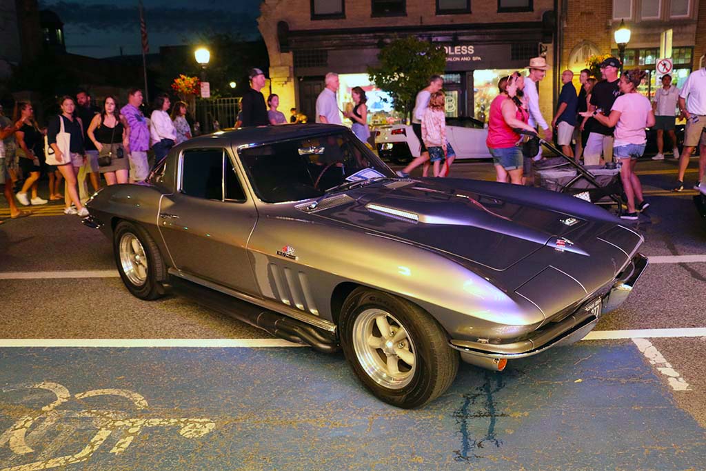 [PICS] Midyear Monday! Corvettes at Carlisle Edition - Corvette: Sales ...