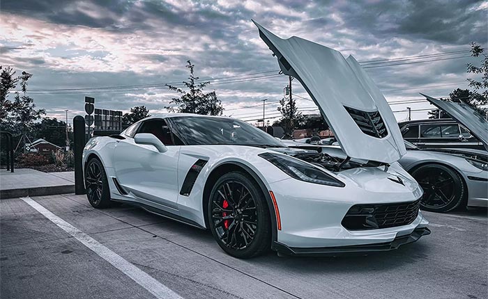 Dealership Service Technicians Joyride a Customer's C7 Corvette Z06