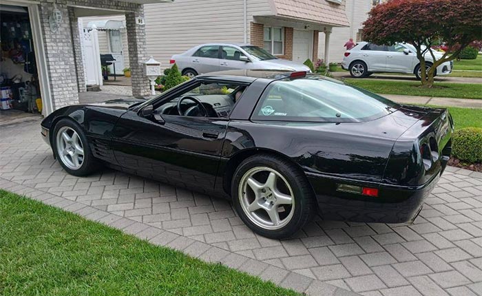 Corvettes for Sale: 1991 Corvette ZR-1 with 49K Miles on Craigslist