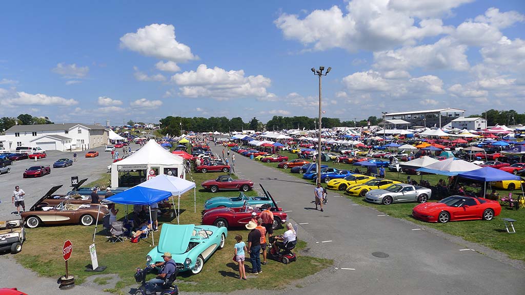 [GALLERY] Corvettes at Carlisle Still Setting Records after 41 Years