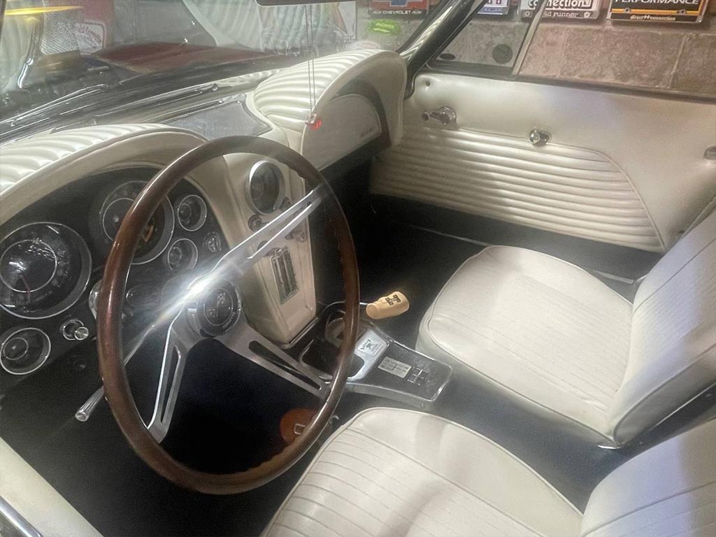 Corvettes for Sale: 1964 Corvette Racer Turned Show Car Offered on Craigslist