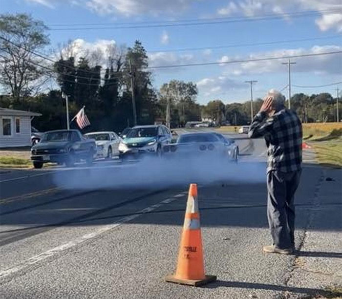 [ACCIDENT] C6 Corvette Drivers Flips Ride While Leaving a Car Show