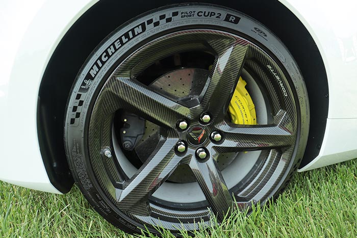 GM Files Patent for Hybrid Metal-Composite Two-Piece Wheels