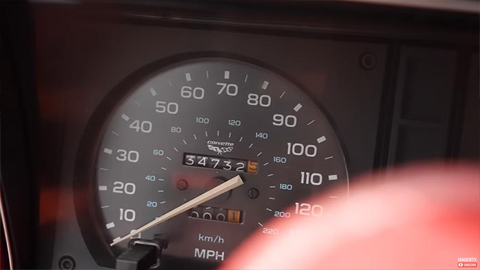 [VIDEO] Barn Find Hunter Tom Cotter Uncovers a 1979 Corvette Just Three Miles from his House
