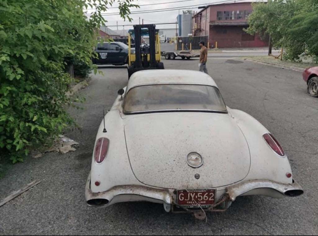 Corvette Deliveries with Mike Furman