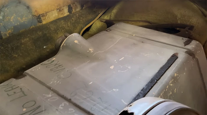 Corvettes for Sale: Rare 'Big Tank' 1966 Corvette Barn Find Headed to Auction