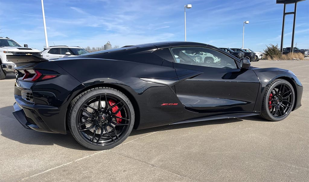 [VIDEO] Black 1LZ 2024 Corvette Z06 Coupe Sells for $159,500 at Mecum Kansas City