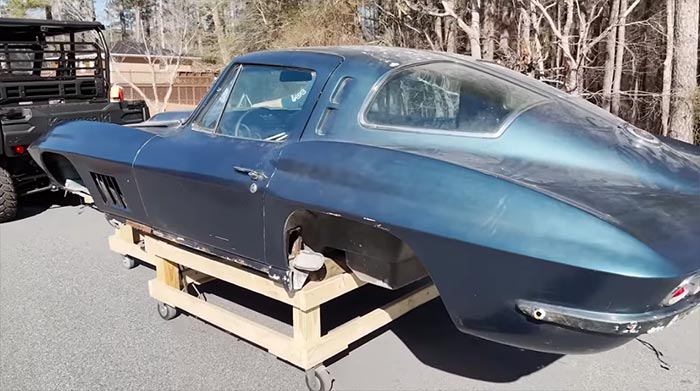 [VIDEO] Mike Finnegan's Garage Rescues a 1963 Corvette Split Window Stored in Basement for 20 Years