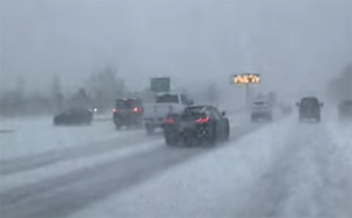 [SPIED] Testing the 2024 Corvette E-Ray with the Top Down During a Blizzard 