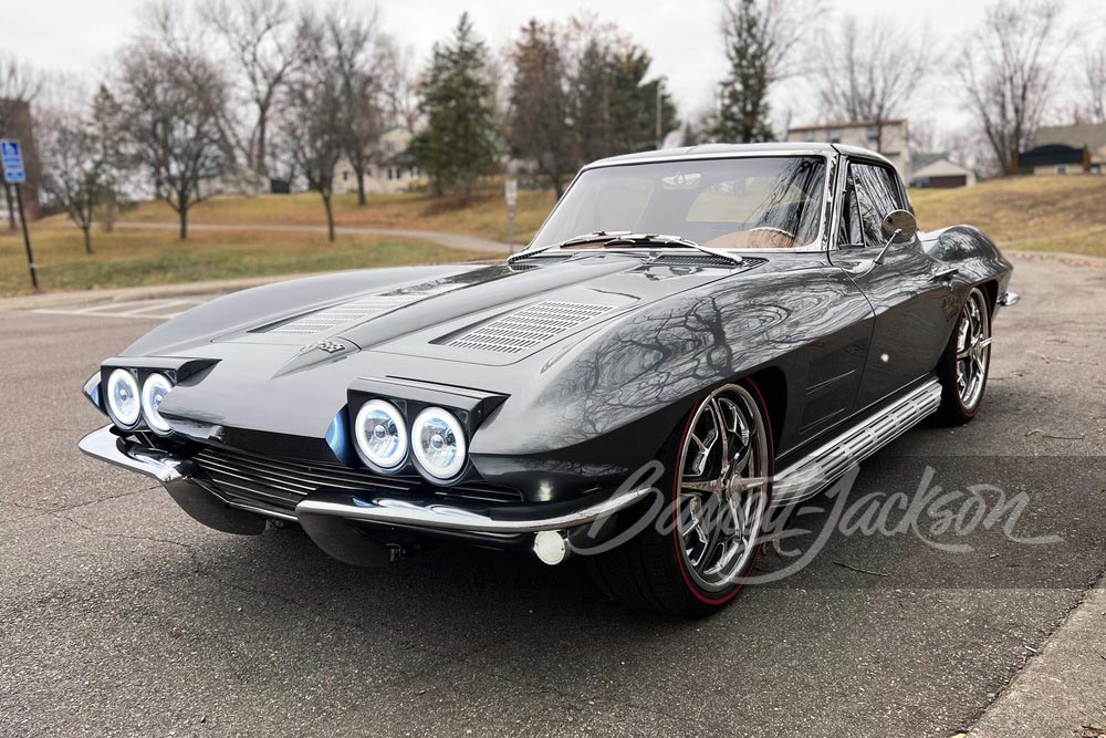 1963 CHEVROLET CORVETTE CUSTOM SPLIT-WINDOW COUPE - $407,000