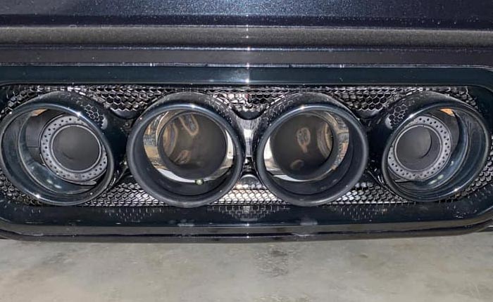 [PIC] Got OCD? Don't Look Too Closely at this Z06 Exhaust Setup