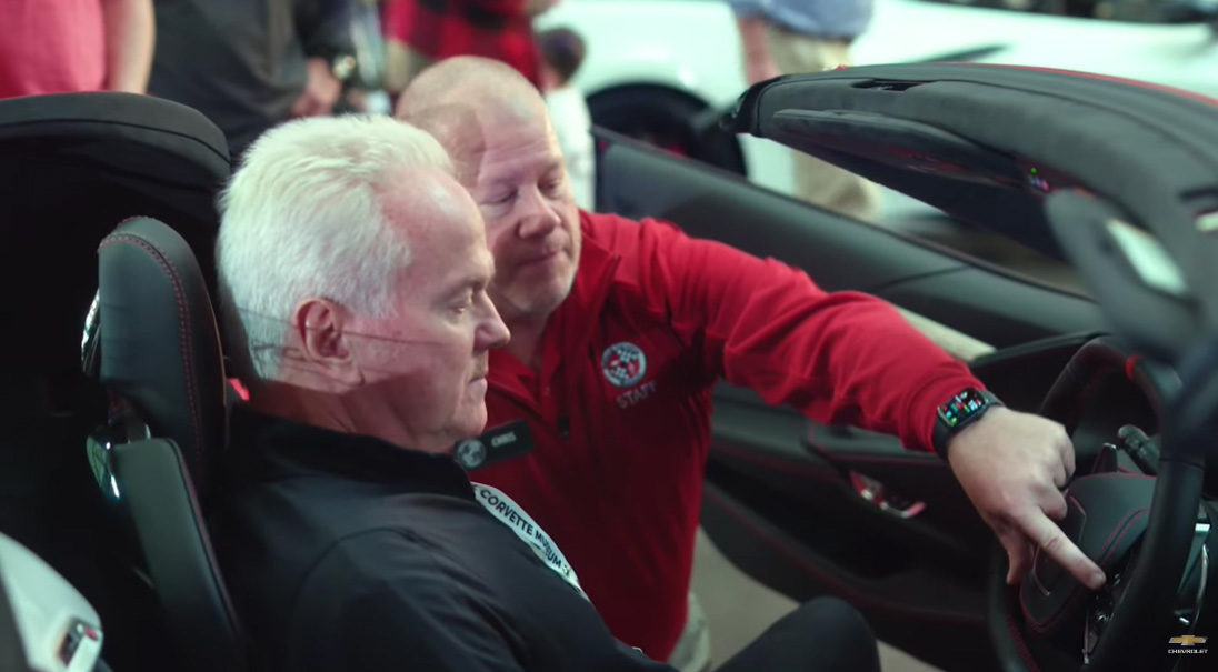 [VIDEO] Chevy MyWay: Corvette Expert Sessions - R8C Museum Delivery Experience