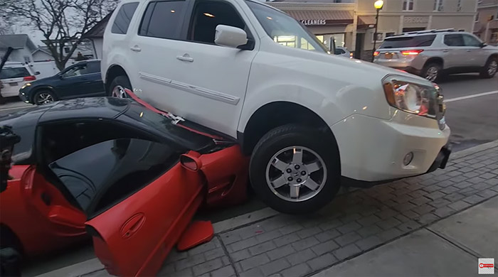 [ACCIDENT] Elderly Man Attempting to Parallel Park His SUV Destroys a C5 Corvette in Five Seconds