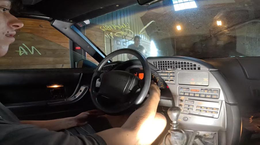 [VIDEO] Hurricane Ian Flooded the LT5 Engine of this Corvette ZR-1. Will is Start?