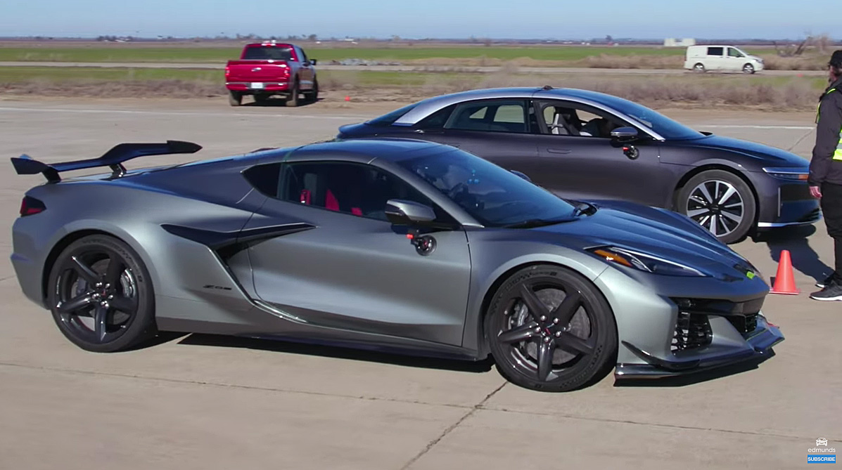 [VIDEO] Edmunds U-Drags the 2023 Corvette Z06 and the Lucid Air