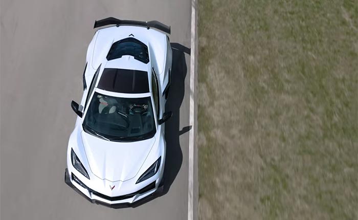 [VIDEO] SavageGeese Explores the Limits of the Corvette Z06 and Porsche's 911 GT3