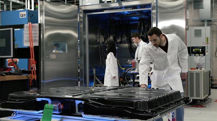 New $3 Billion GM-Sumsung Battery Plant May Power the Electric Corvette and Camaro