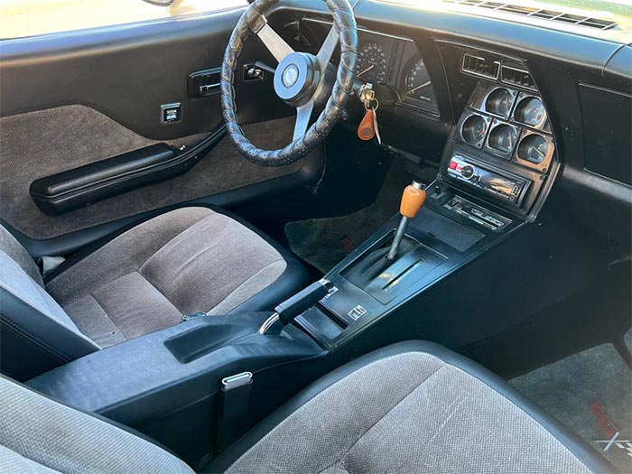 Corvettes for Sale: Two-Tone 1978 Corvette on Craigslist