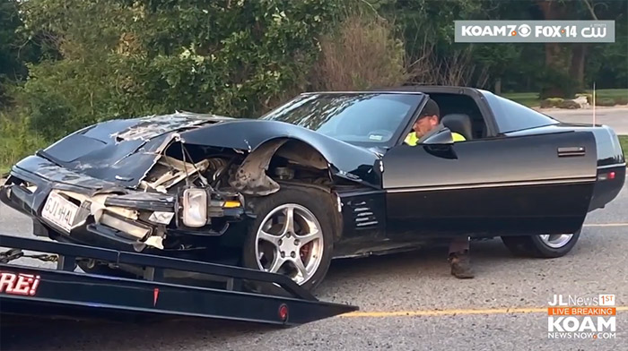 [ACCIDENT] C4 Corvette Clips an SUV Which Overturns and Crashes into a Car Lot