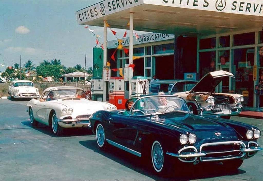 Corvette Deliveries with Mike Furman
