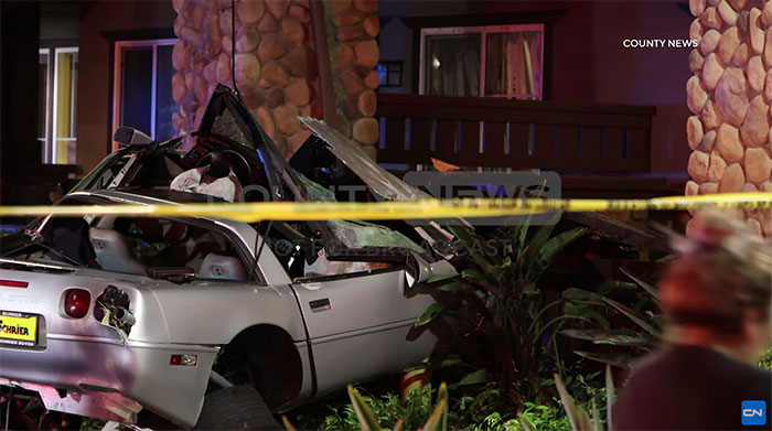 [ACCIDENT] C4 Corvette Crashes into 'Unlucky' California Apartment Building