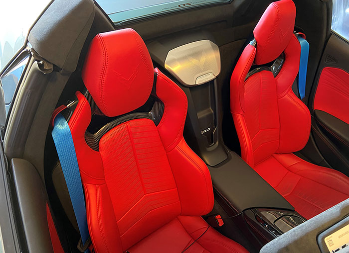 [PICS] Oops! Another Corvette Makes It Through Quality Control with the Wrong Equipment