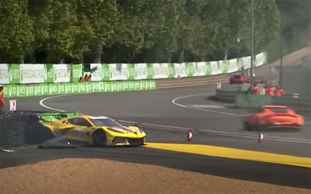 [VIDEO] Corvette C8.R Crashes into Tire Barrier During Practice Session at Le Mans