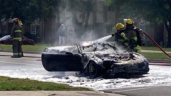 [ACCIDENT] C5 Corvette Convertible Bursts into Flames in Cambridge, Ontario