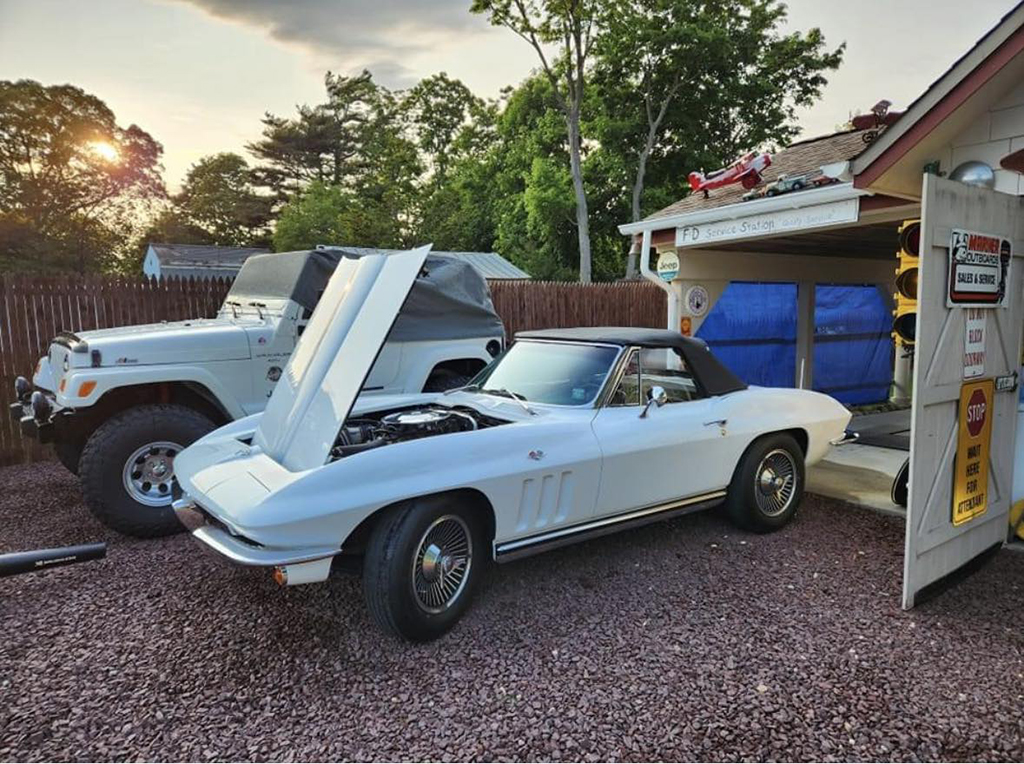 Corvette Deliveries with Mike Furman