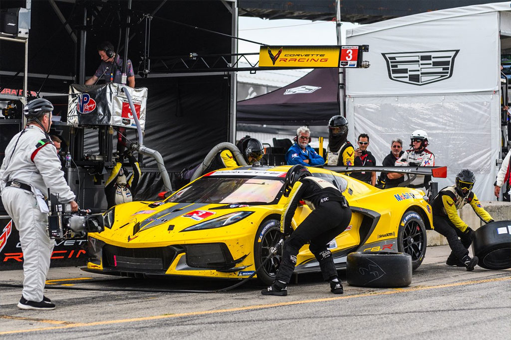 Corvette Racing at CTMP: Winners in Canada!