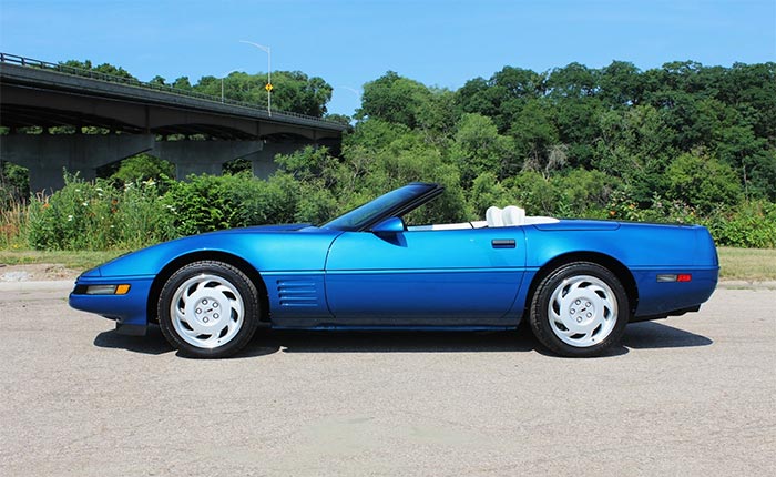 Corvettes for Sale: Only 20K Miles on this 1992 Corvette Convertible