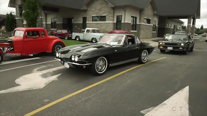 [VIDEO] Classic Car Owners Turn Out for Funeral of '63 Split Window Owner