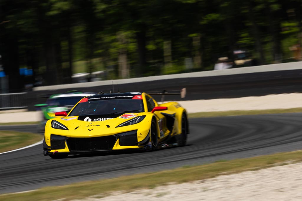 Corvette Racing at Road America: Catsburg Leads Corvette 1-2