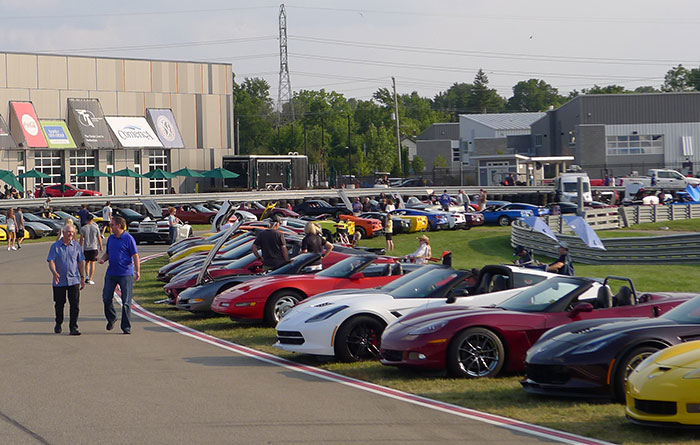 [PICS] Corvettes on Woodward Charity Event Kicks Dream Cruise Weekend