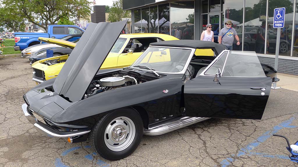 Let's Go for a Ride at the Woodward Dream Cruise