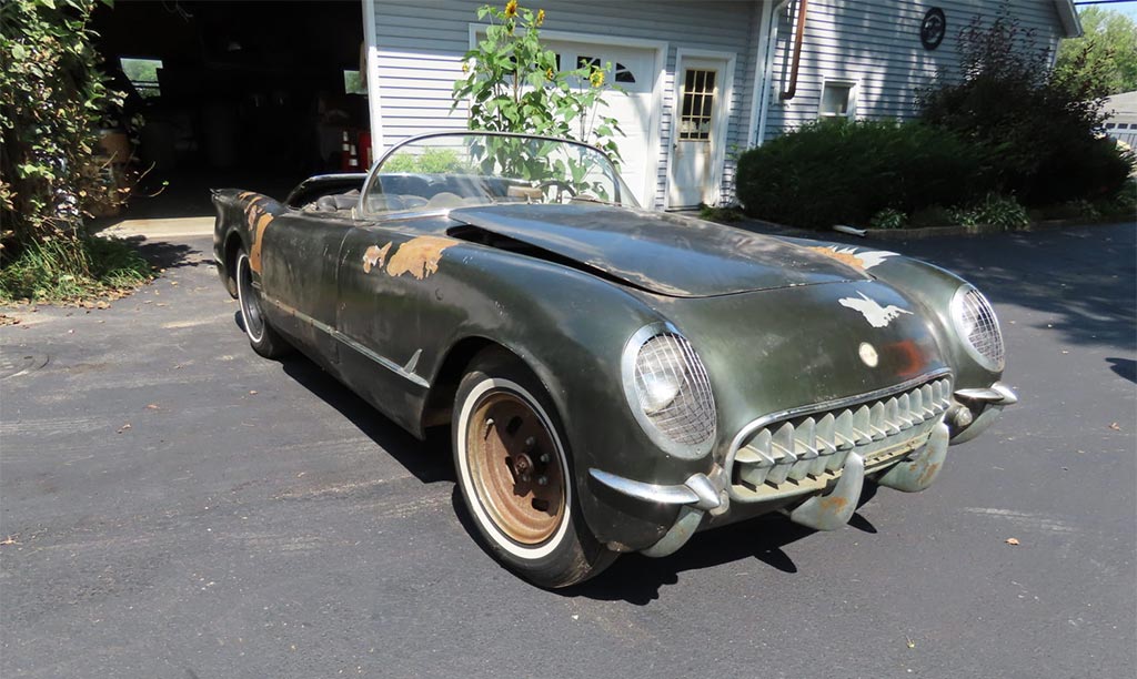 [VIDEO] Huge Hoard of Classic Corvettes and Parts to be Auctioned
