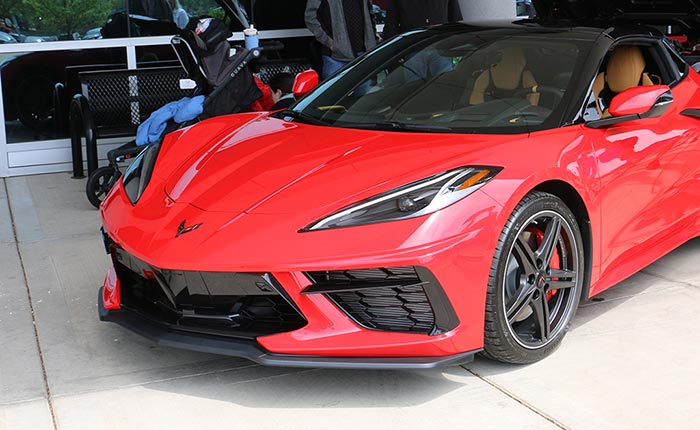 Chevrolet Offers a Stealth Update to the 2025 Corvette Stingray's Z51 Front Splitter