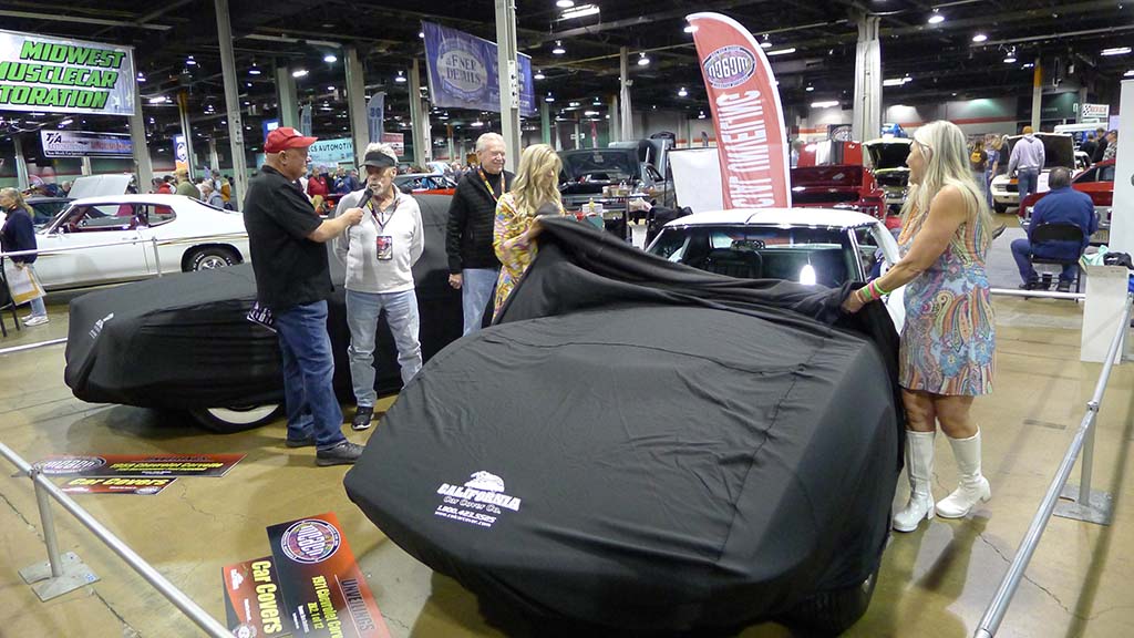 Freshly Restored 1971 ZR2 Corvette Revealed at MCACN 2024