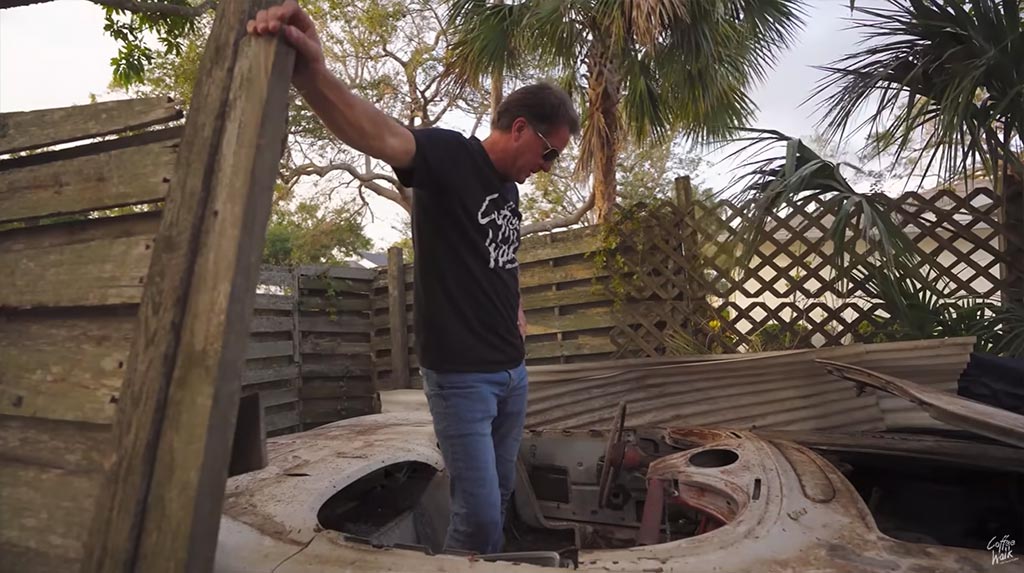 [VIDEO] Dennis Collins Rescues a 1962 Corvette from a Florida Back Yard