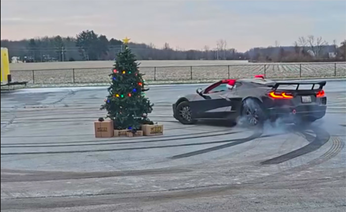 [VIDEO] This C8 Corvette Doing Donuts Will Get You Into the Holiday Spirit