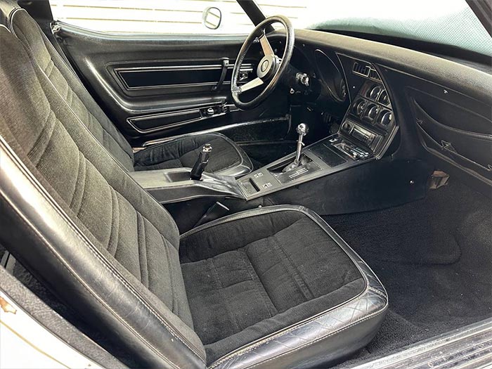 Corvettes for Sale: Canadian 1977 Corvette with a 4-Speed for $15,500