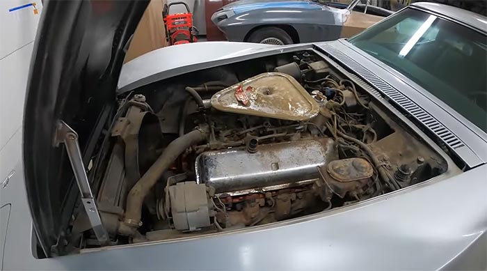 [VIDEO] 1968 Corvette Barn Find Gets a Satisfying First Wash After 30 Years of Storage