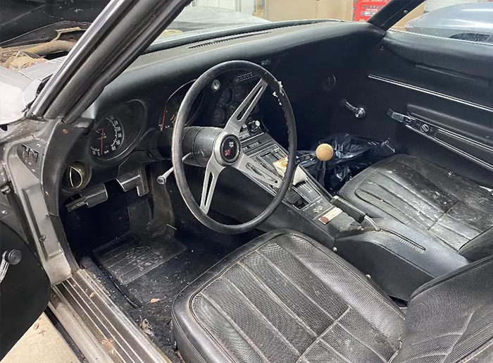 [VIDEO] 1968 Corvette Barn Find Gets a Satisfying First Wash After 30 Years of Storage