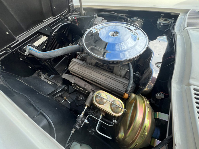 1963 White / Black 340hp Split Window Coupe