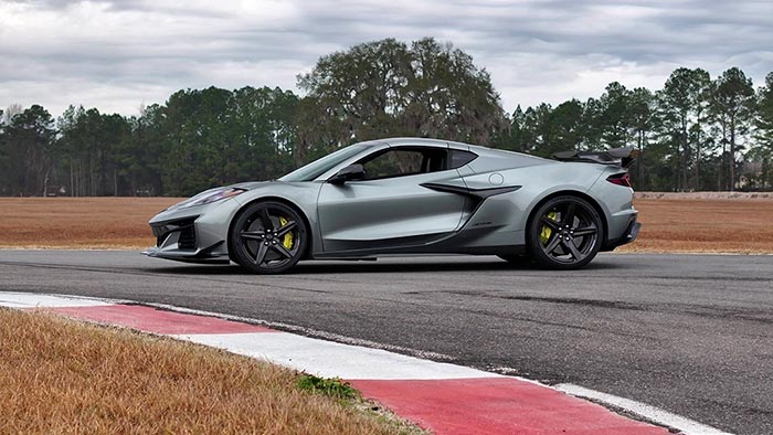 [VIDEO] C8 Corvette Z06 Heads to the MotorWeek Test Track