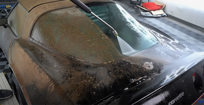 [VIDEO] Poorly-Stored 1978 Corvette Indy 500 with 293 Miles Receives First Wash in 45 Years